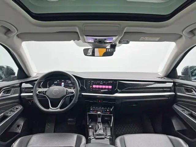Volkswagen Passat — Фото автомобиля 24