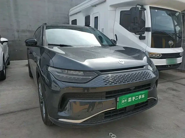 Leapmotor C11 — Фото автомобиля 3