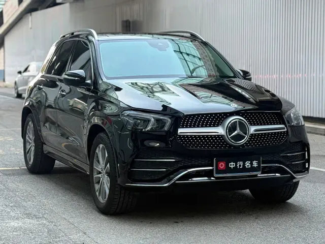 Mercedes-Benz GLE-Class — Фото автомобиля 3