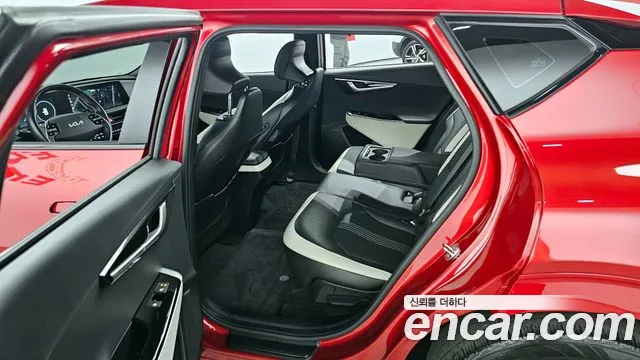 Kia EV6 — Фото автомобиля 12