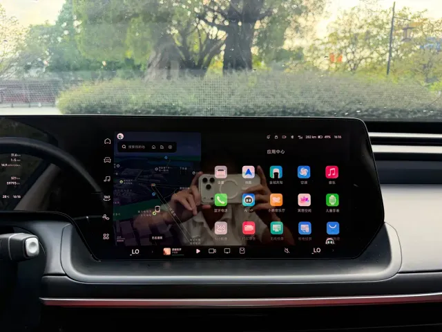 Xpeng P7 — Фото автомобиля 10