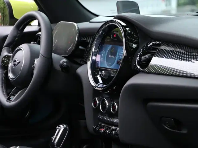 MINI Hatch — Фото автомобиля 18