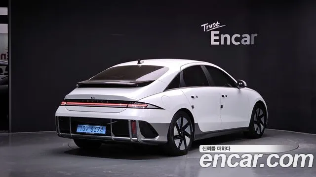 Hyundai Ioniq 6 — Фото автомобиля 2