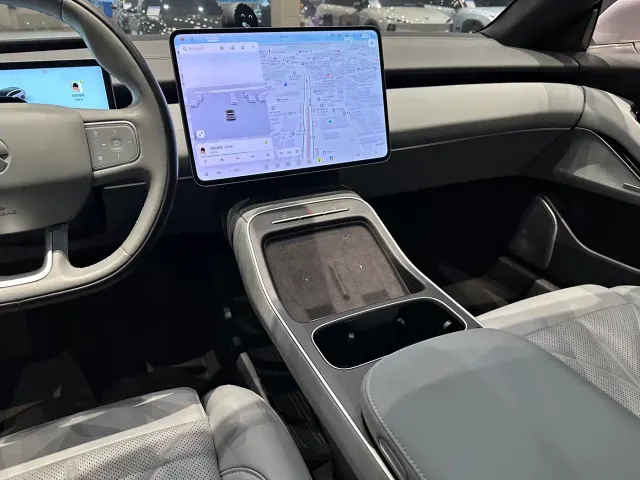 Nio ET5 Touring — Фото автомобиля 18