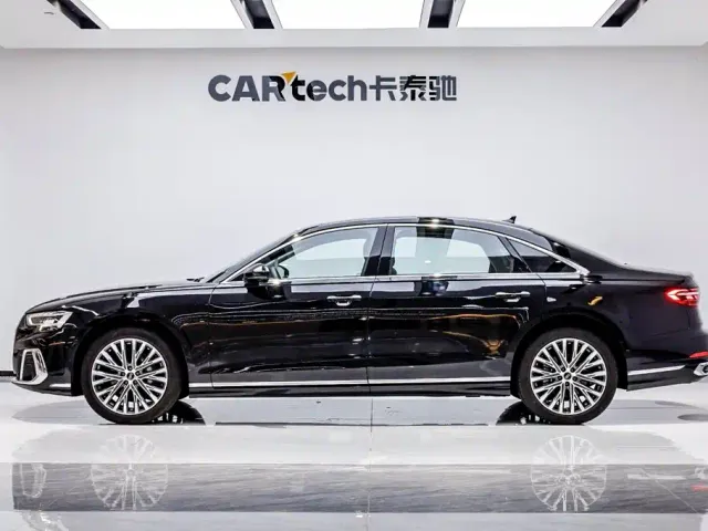 Audi A8 — Фото автомобиля 3