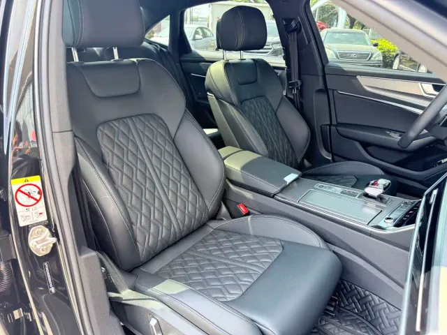 Audi A6L — Фото автомобиля 24