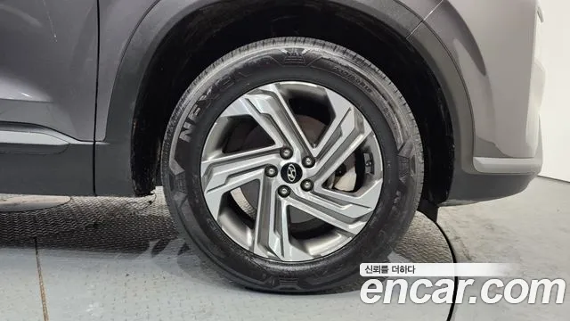 Hyundai Santafe Новый Santa Fe Дизель 2.2 4WD — Фото автомобиля 5