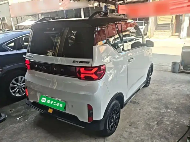 Wuling Hongguang Mini EV — Фото автомобиля 6