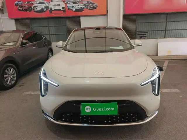 IM Motors LS6 — Фото автомобиля 2