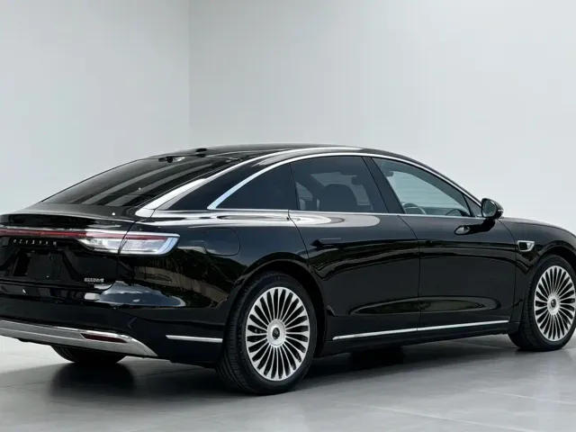 Stelato S9 — Фото автомобиля 6