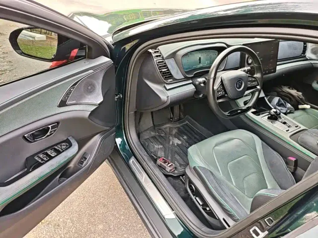 BYD Han — Фото автомобиля 15