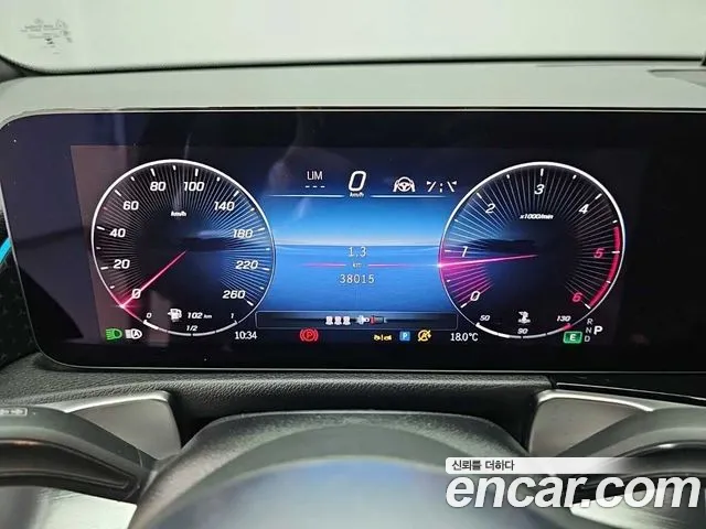 Mercedes-Benz GLB-Class — Фото автомобиля 6