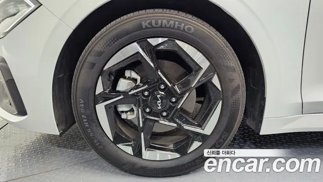 Kia K5 Новый K5 3 поколение 2.0 LPi(Для проката) — Фото автомобиля 5