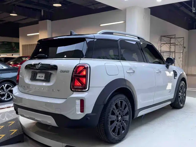MINI Countryman — Фото автомобиля 6