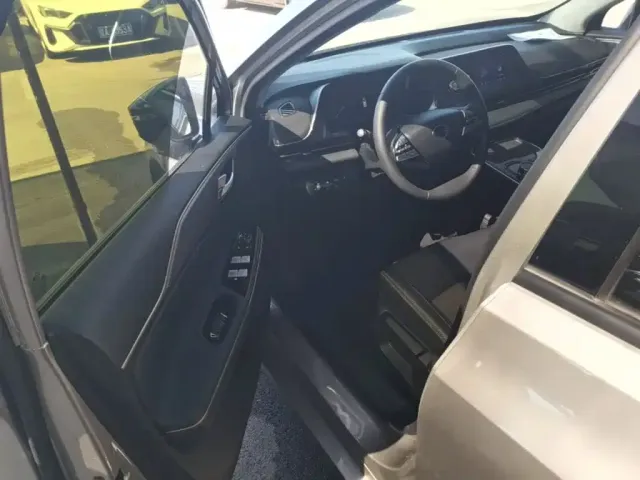 Aion AION S Plus 2025 Comfort Edition 53.241kWh — Фото автомобиля 15