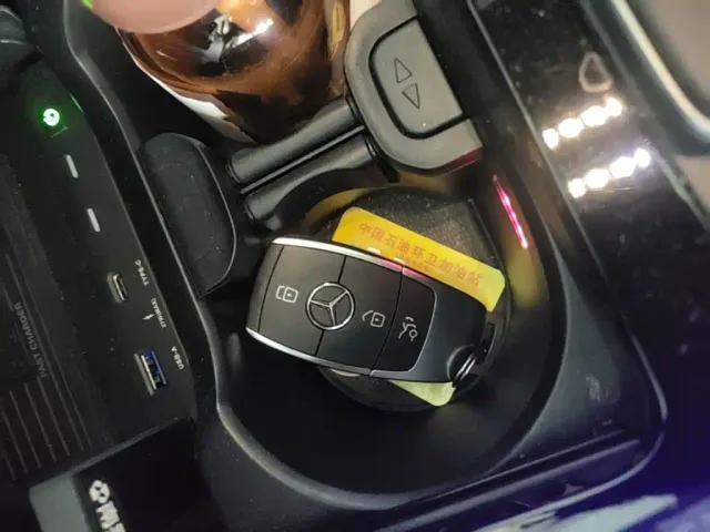 Mercedes-Benz GLB-Class — Фото автомобиля 8
