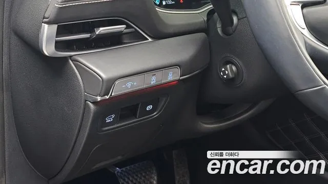 Genesis GV80 — Фото автомобиля 21