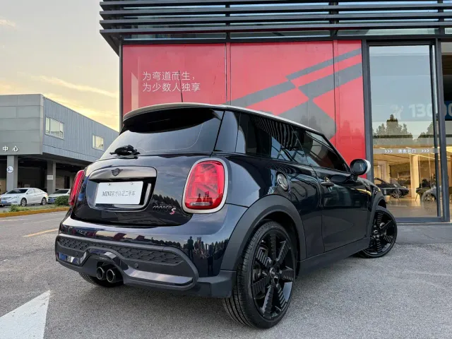 MINI Hatch — Фото автомобиля 17