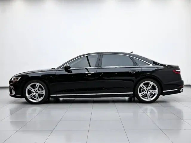 Audi A8 — Фото автомобиля 5