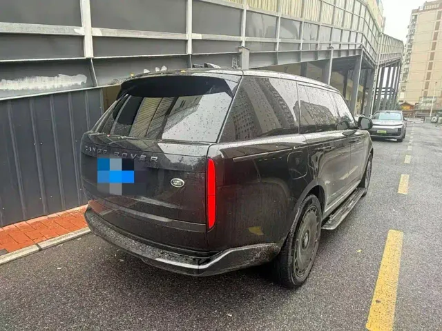 Land Rover Range Rover — Фото автомобиля 3