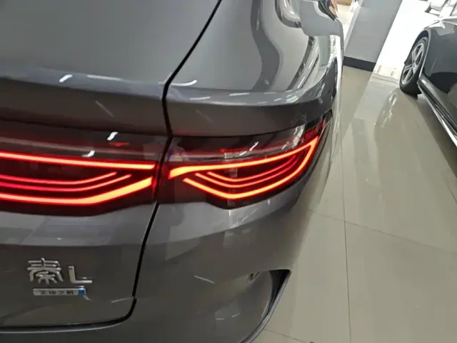 BYD Qin L — Фото автомобиля 7