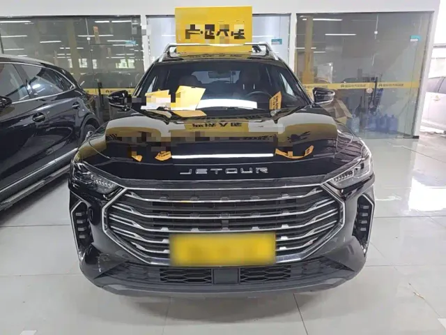 Jetour X70 Plus — Фото автомобиля 2