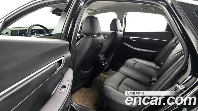 Hyundai Sonata Premium — Фото автомобиля 12