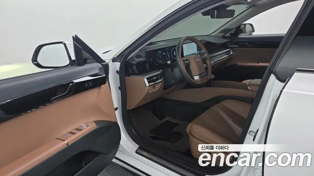 Hyundai Grandeur GN7 — Фото автомобиля 15
