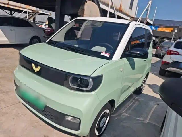 Фотография автомобиля — Wuling Hongguang Mini EV