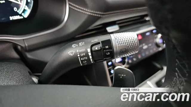 Genesis GV80 — Фото автомобиля 24