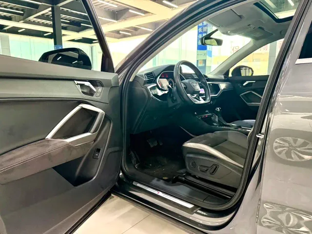 Audi Q3 — Фото автомобиля 4
