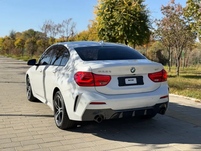 BMW 1 Series — Фото автомобиля 24