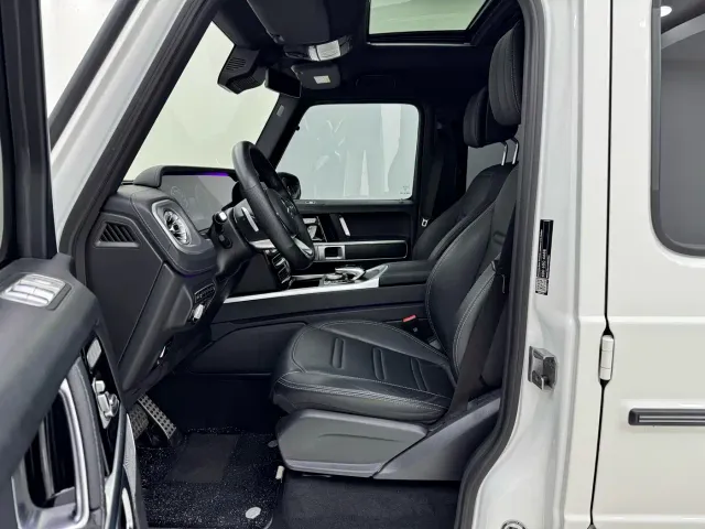 Mercedes-Benz G-Class — Фото автомобиля 11