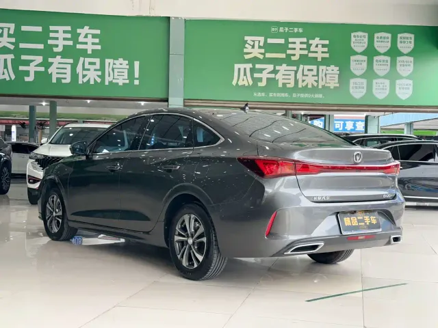 Changan Eado — Фото автомобиля 4