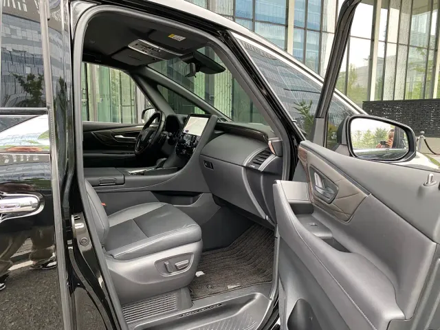 Toyota Vellfire — Фото автомобиля 26