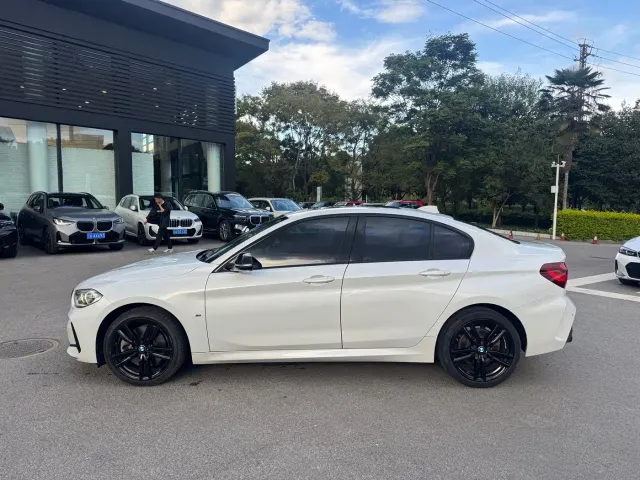 BMW 1 Series — Фото автомобиля 3