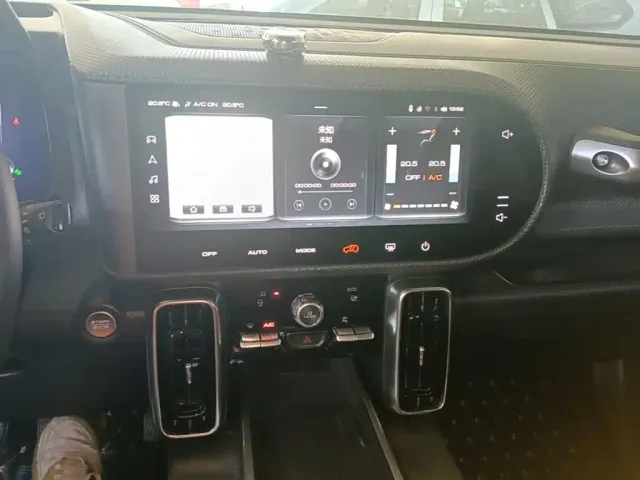 Haval Big Dog — Фото автомобиля 9