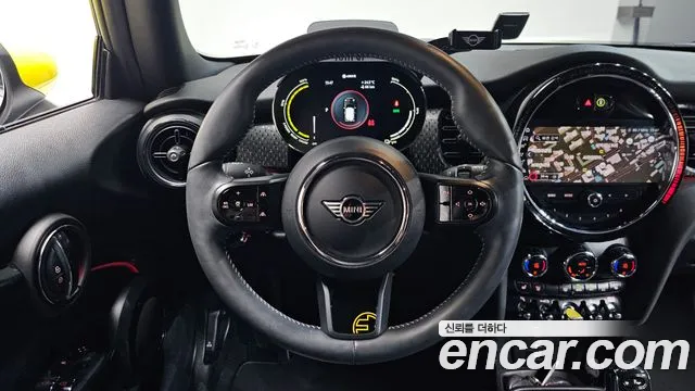 MINI Cooper Cooper Electric — Фото автомобиля 12