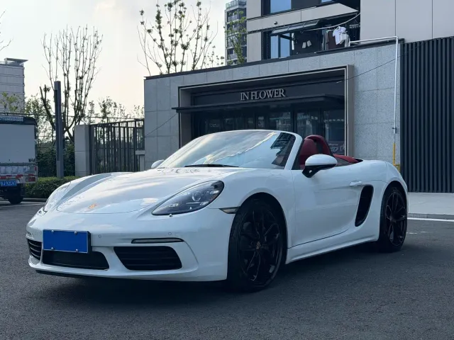 Porsche 718 — Фото автомобиля 6