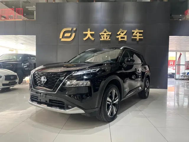 Фотография автомобиля — Nissan X-Trail