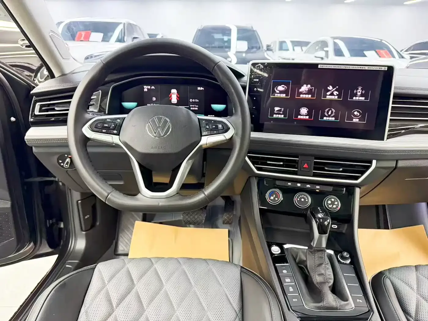 Volkswagen Sagitar 2024 300TSI DSG Surpass Edition — Фото автомобиля 16