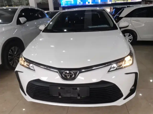 Toyota Corolla — Фото автомобиля 2