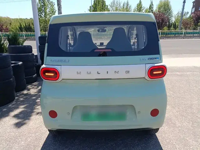 Wuling Hongguang Mini EV — Фото автомобиля 5