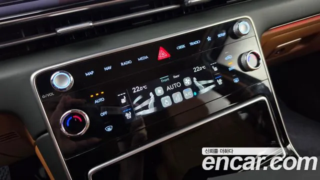 Genesis GV80 — Фото автомобиля 24