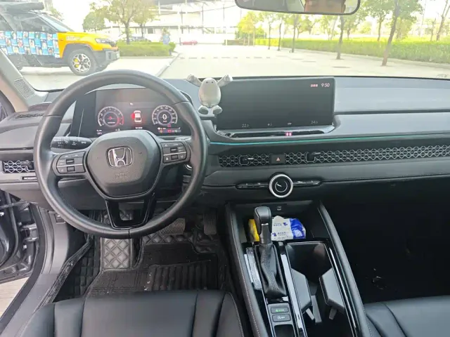 Honda Accord — Фото автомобиля 6