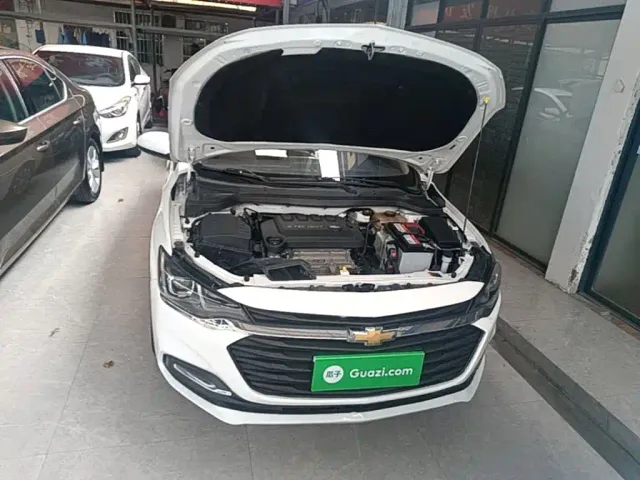 Chevrolet Monza — Фото автомобиля 19
