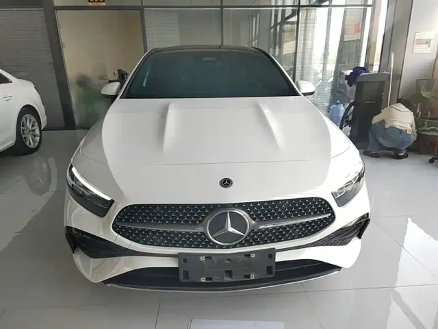 Mercedes-Benz A-Class — Фото автомобиля 2