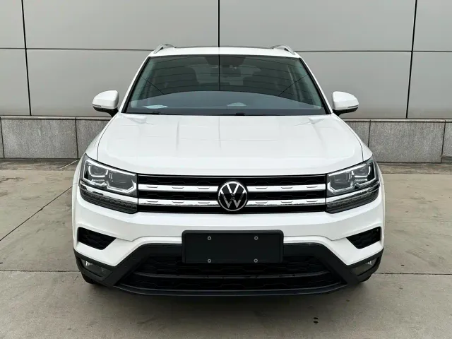 Volkswagen Tharu — Фото автомобиля 2