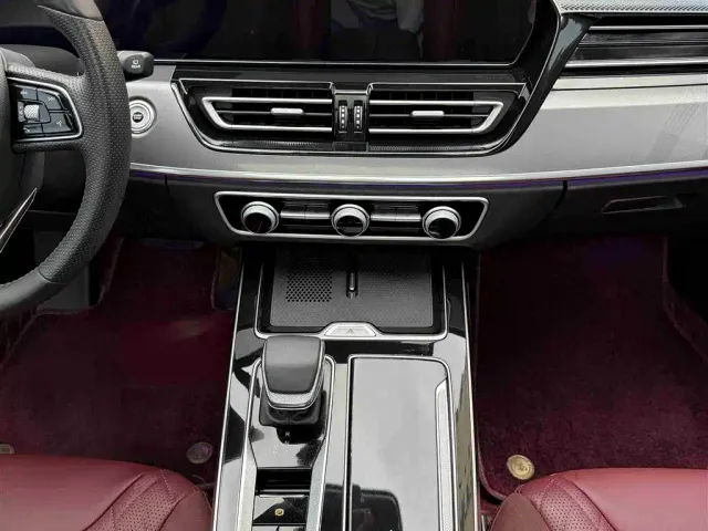 Hongqi HS5 — Фото автомобиля 11
