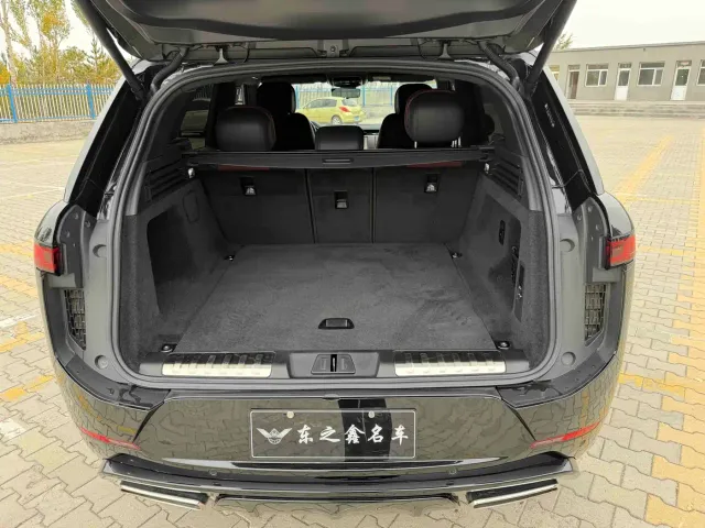 Land Rover Range Rover Sport — Фото автомобиля 10